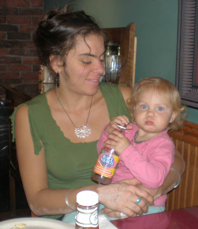 05Ruth_Kayla