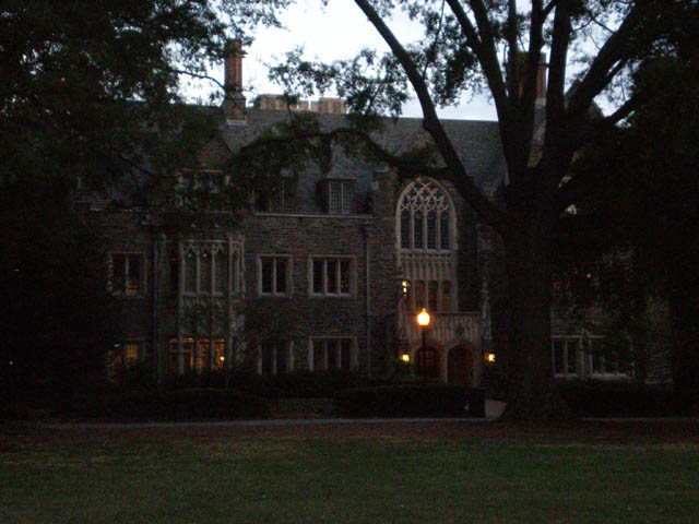 16Duke_University_with_flash