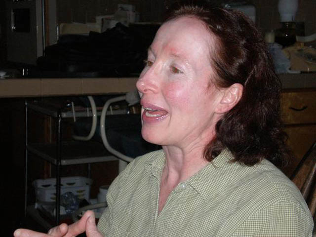 14_Sue_talking