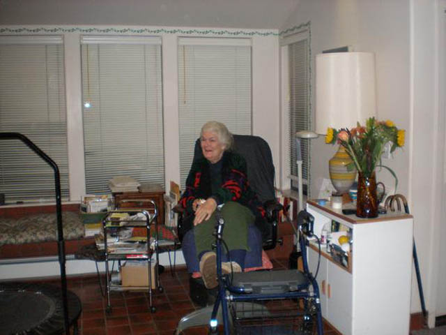 18_Mom_laughing