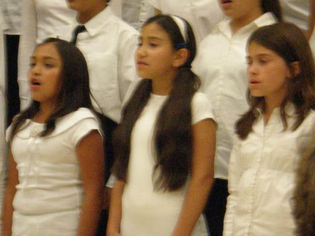70_McKennah_in_choir_concert