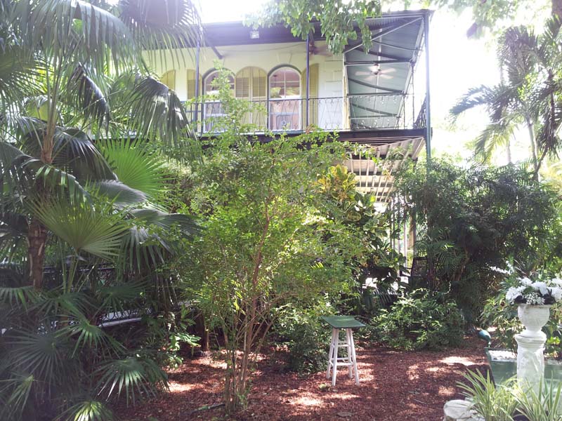 089Ernest_Hemingway_Home