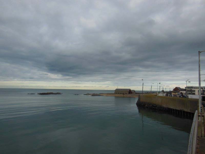 027Looking_east_from_Skerries