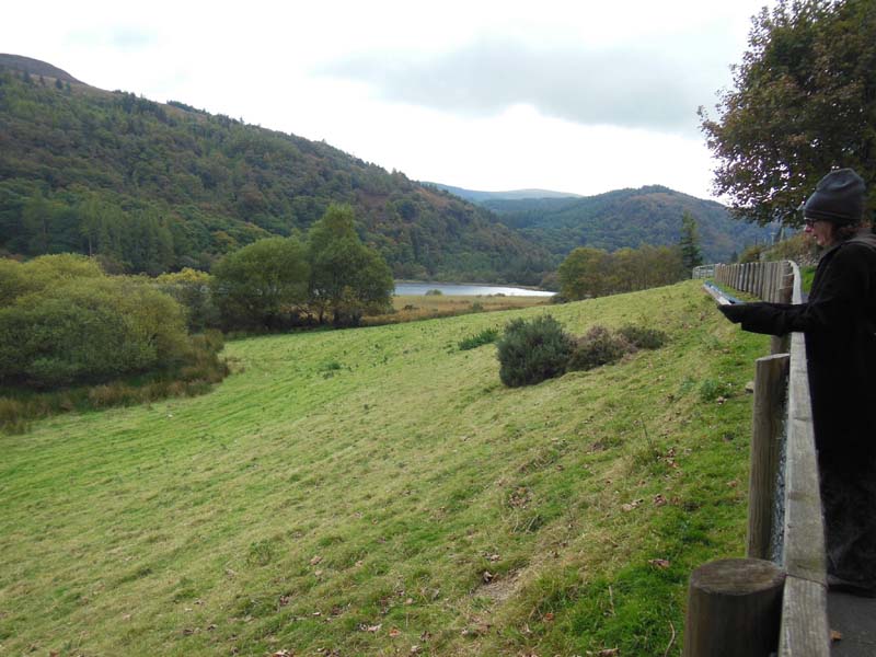 049Trail_to_Upper_Lake_in_Glendalough