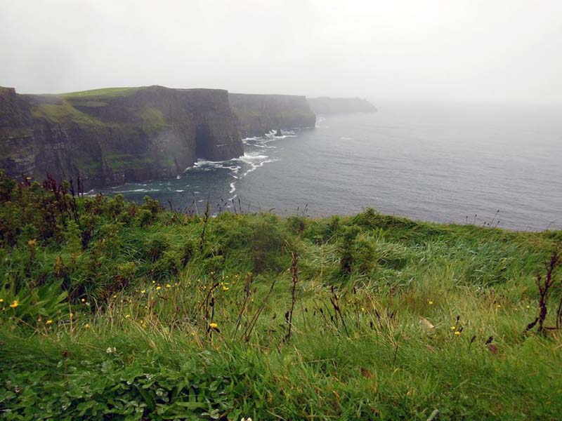 24_Cliffs_of_Moher_Sept08