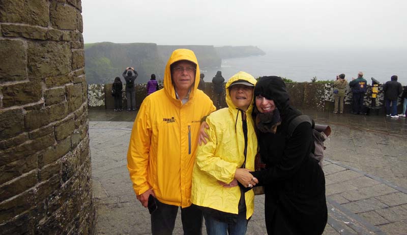 25_Lance_Mitsuko_Sue_at_O'Brien's_Tower_Sept08