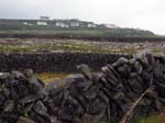 10Stone_walls_on_Inis_Oirr_island_Sept08