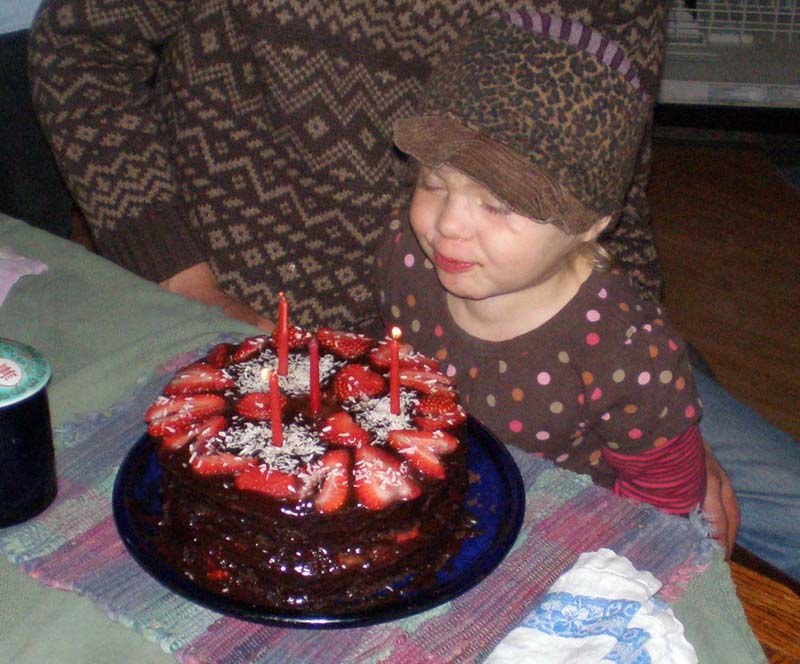 39Kayla_blow_out_candles