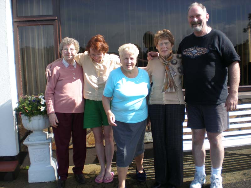 06Theresa_Sue_Joan_Rose_Jim