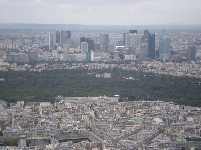 25La_D&eacute;fense_zoom
