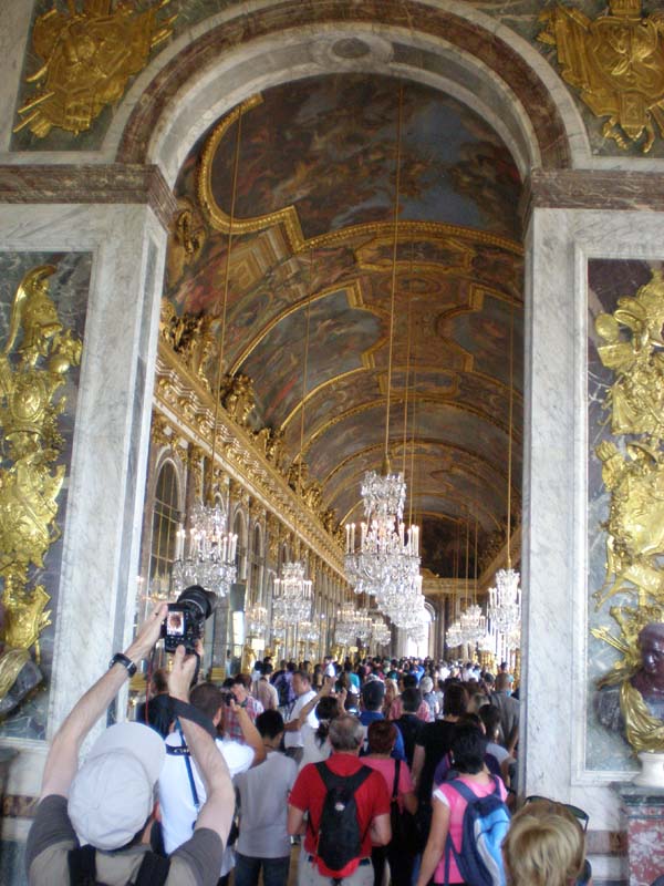14Hall_of_Mirrors