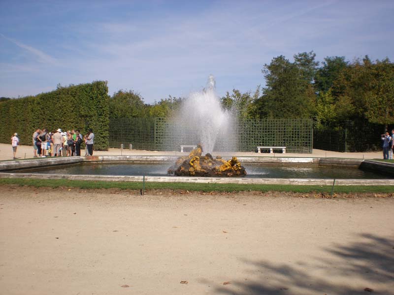 27fountain_at_Versailles