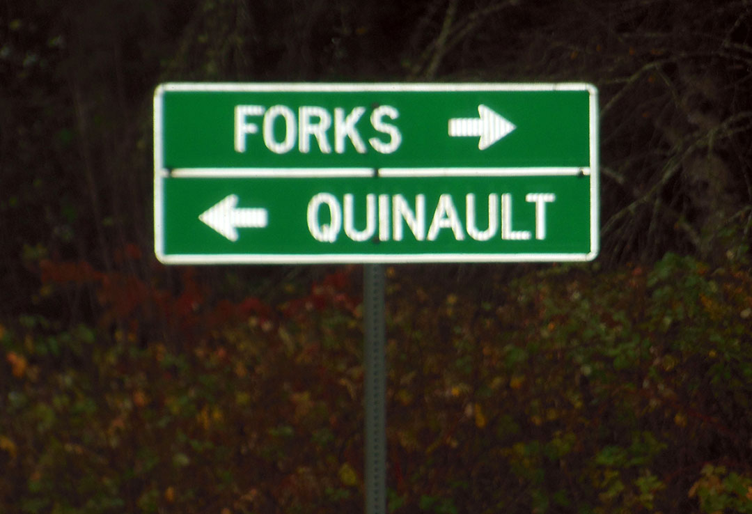 Directional Sign 28