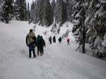 09Snowshoe_walk