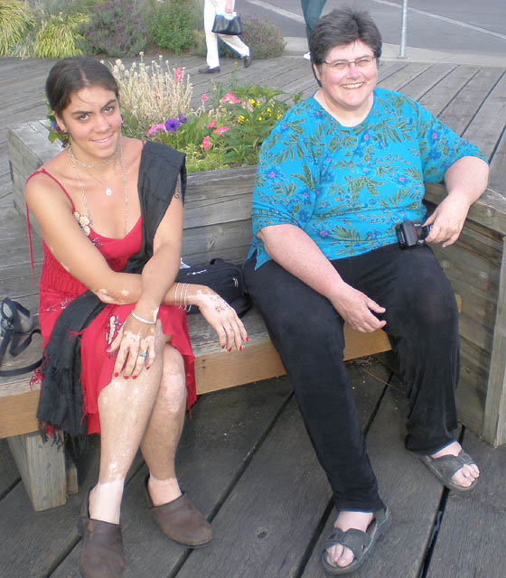16_Ruth_Cindy