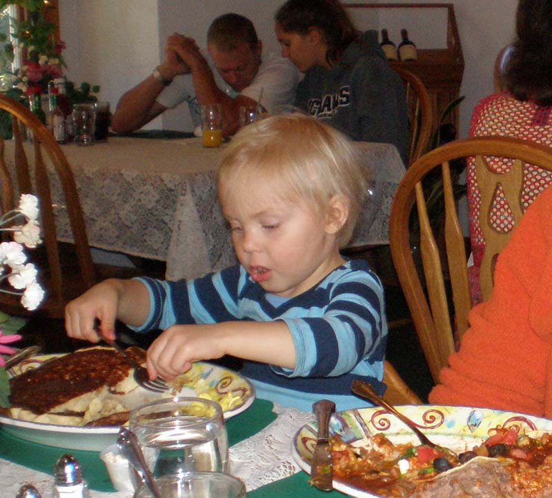 009kayla_breakfast