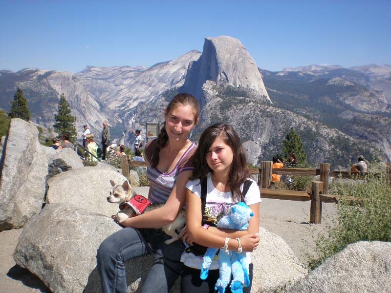 083baylea_mckennah_at_glacier_point